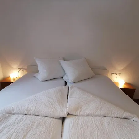 Haus Schoen - Preise Inclusive Pitztal Sommer Card Pensión Jerzens