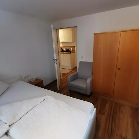 게스트하우스 Haus Schoen - Preise Inclusive Pitztal Sommer Card 3*