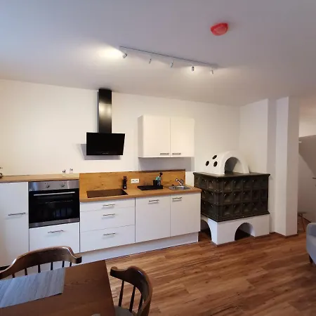 Haus Schoen - Preise Inclusive Pitztal Sommer Card בית הארחה 3*