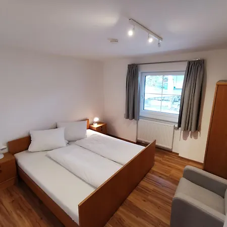 Haus Schoen - Preise Inclusive Pitztal Sommer Card 3* イェルツェンス