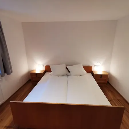 Πανσιόν Haus Schon Jerzens